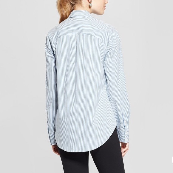 Women’s button up shirt - Picture 2 of 5